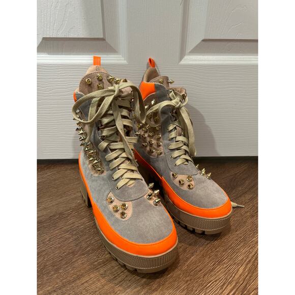 Cape Robbin Jadey Spike Studs Combat Neon Grey Suede Boots Women's 7 - Picture 1 of 11